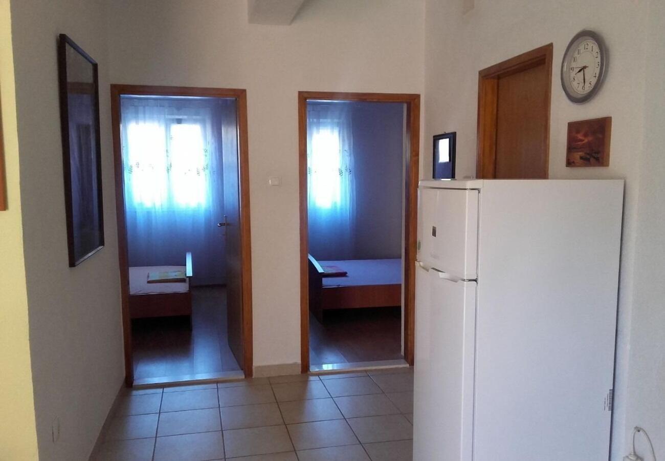 Apartment Slaven Vinisce Exterior photo